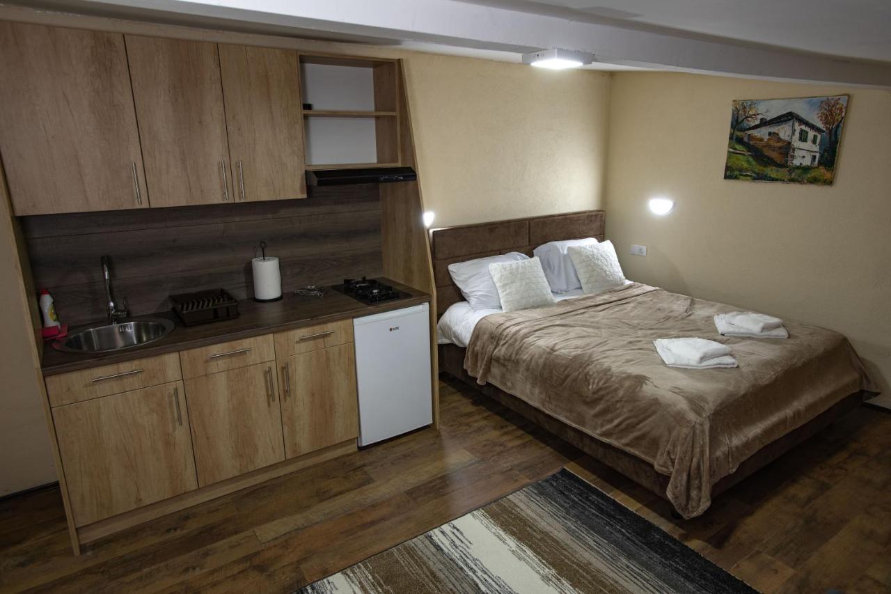 Apartmani Sp Jovanovic Crni Vrh Bagian luar foto